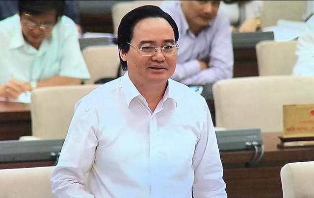 教育與培訓部長馮春迓在會議上發言。(圖源:民智)