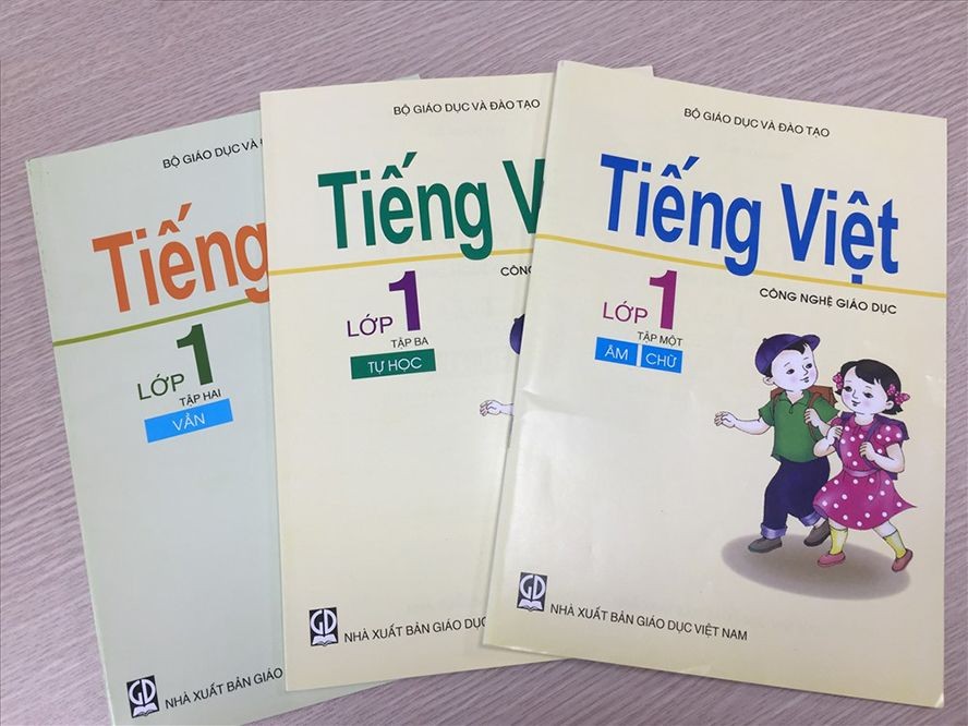 教育工藝一年級越文教材。(圖源:互聯網)