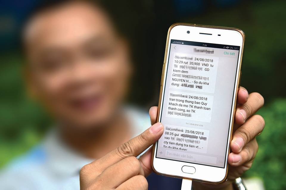 被冒名開立賬戶者告知，收到銀行通知已成功開立新一個賬戶後，他感到非常愕然且擔憂。