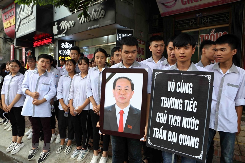 國家主席陳大光安葬儀式昨日舉行 ảnh 3 國家主席陳大光安葬儀式昨日舉行 ảnh 3