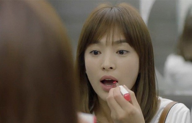 影片中的隱性廣告 ảnh 1