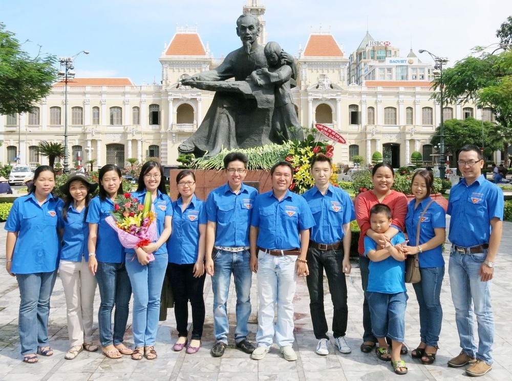 青年要才德兼備有強壯體魄 ảnh 1