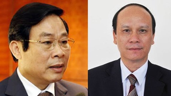 新聞與傳播部原部長阮北山（左）與峴港市人委會原主席陳文明。