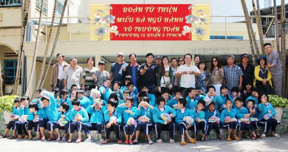 五行廟慈善組赴林同省行善 ảnh 2