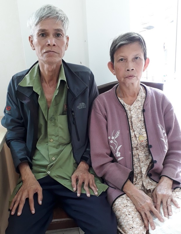 李秀華與阮文孟互相扶持過日子。