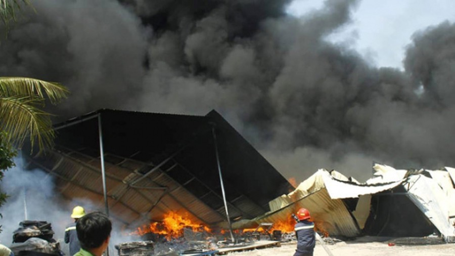 剛開業酒吧付諸一炬 ảnh 2