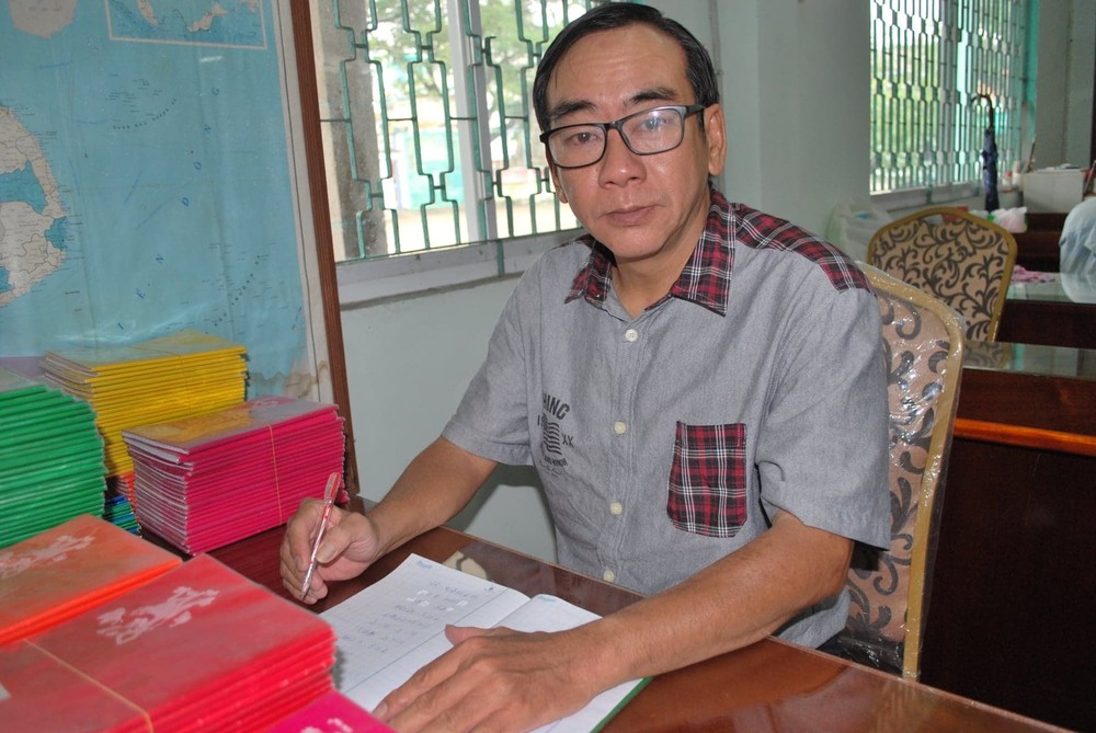 周智勤老師熱愛教學工作。