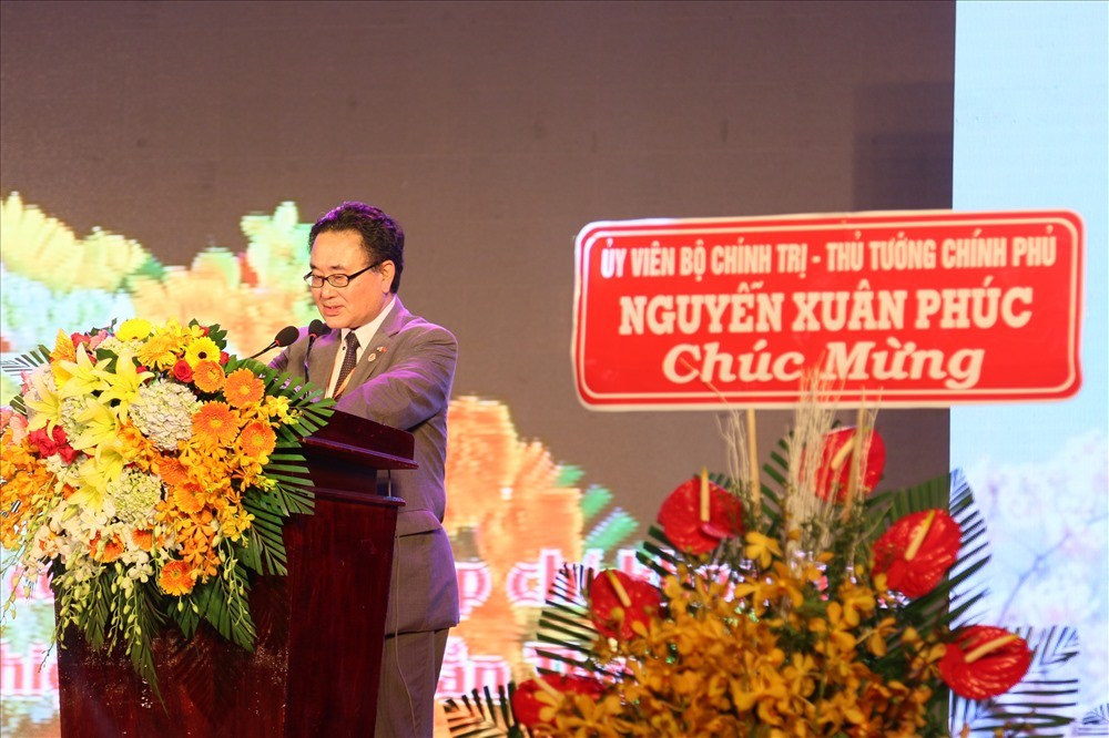 日本駐胡志明市總領事川上純一（Kawaue Junichi）在越-日文化貿易交流會上致詞。（圖源：寶忠）