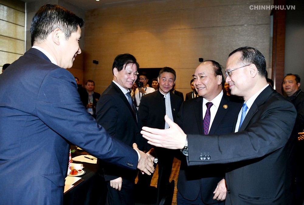 政府總理阮春福會見中國國家主席習近平 ảnh 1