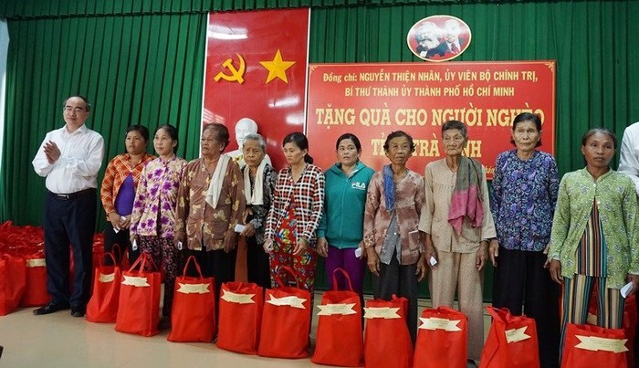 阮富仲總書記、國家主席出席民族大團結盛會 ảnh 1