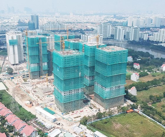 興建中的公寓。