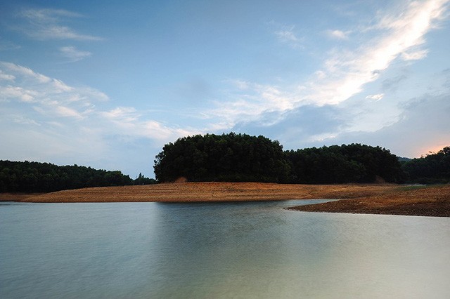 廣南富寧湖最美季節 ảnh 1