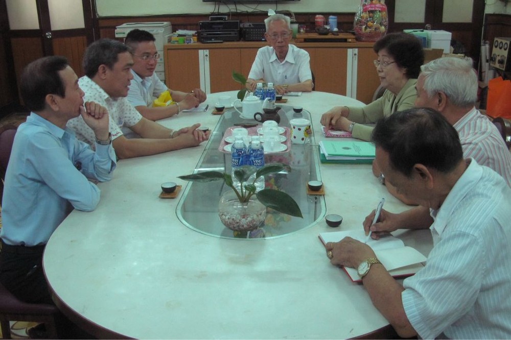 市民族處領導探望華人單位 ảnh 1