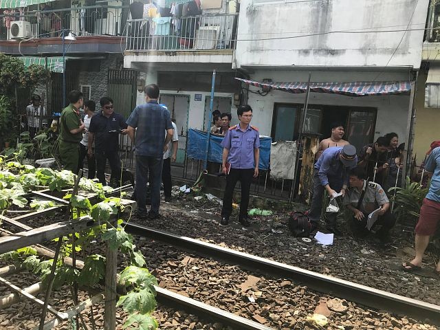 職能力量在事發地點勘查現場。（圖源：C.T）