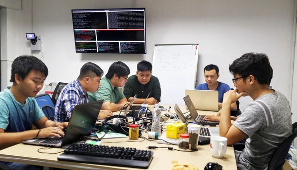 年輕人應更善用社交網作為協助求職的工具。