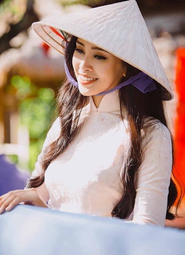 越南小姐小薇：向世界推廣會安形象 ảnh 1