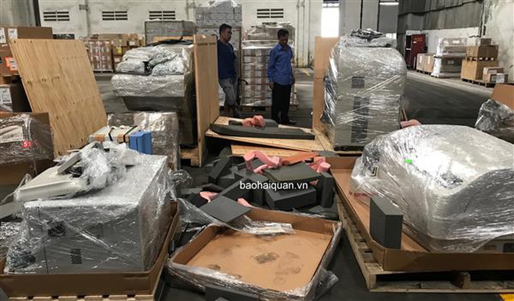 走私二手醫療設備被查獲的現場。（圖源：海關報）