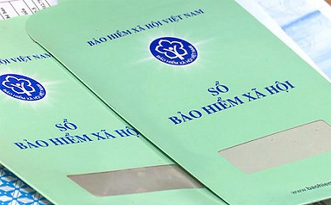 越南社保辦公廳：拖欠社保比例銳減。圖為社保冊。（示意圖源：互聯網）