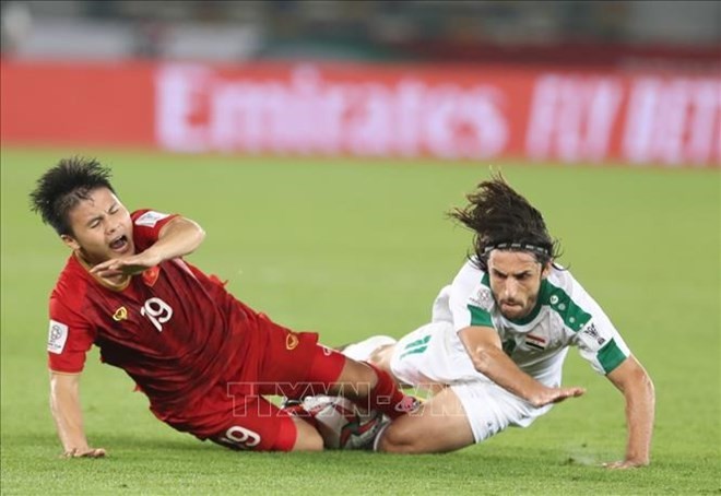 阮光海在對陣伊拉克隊的比賽中頑強拼搏。（圖源：互聯網）