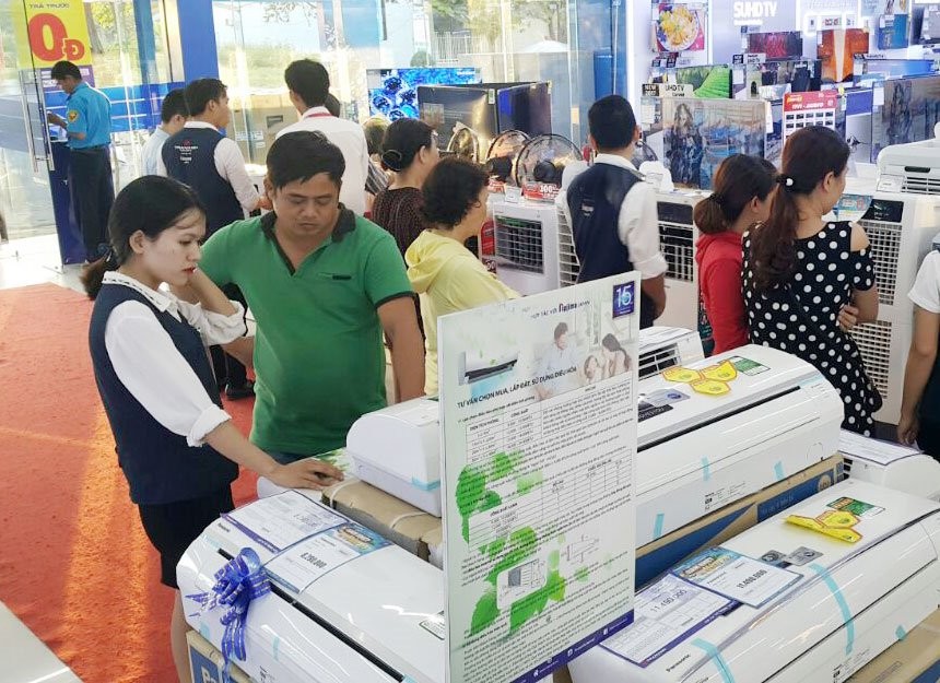在電子消費品行的行銷員正很匱乏。