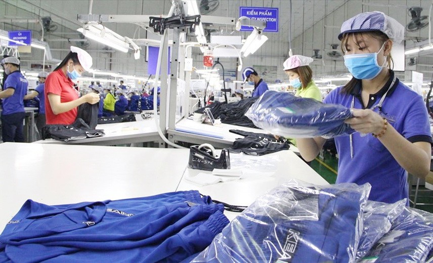 多地工人節後按規定重返工作崗位。（圖源：田升）