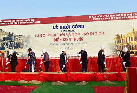 順化紫禁城建忠殿修復動工儀式。（圖源：順化報）