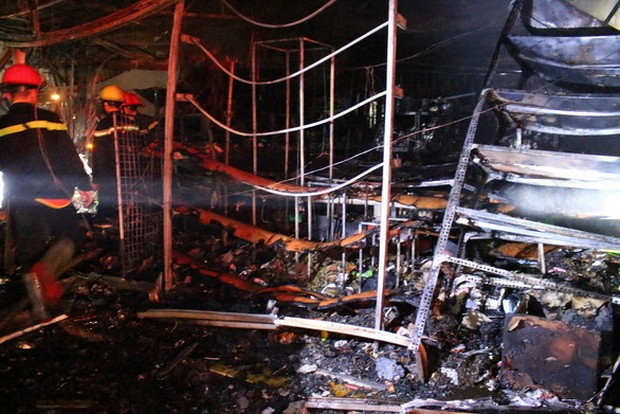 平陽省多間商店遭祝融光顧 ảnh 1