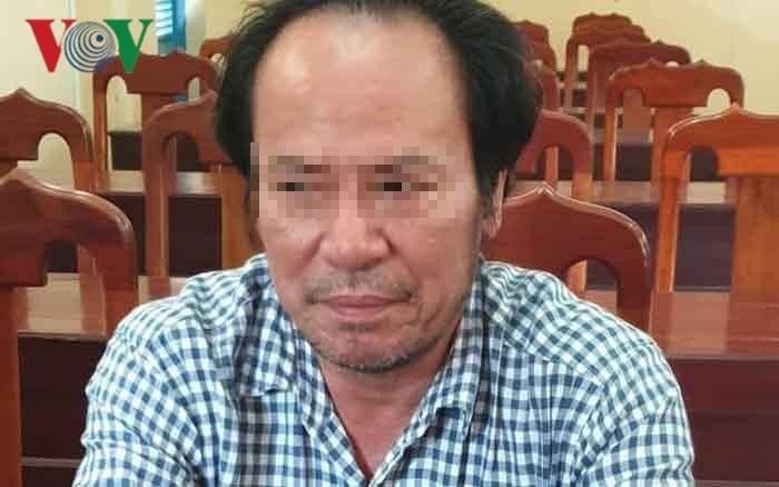被拘押的柬埔寨籍嫌犯滀塔。(圖源:VOV)