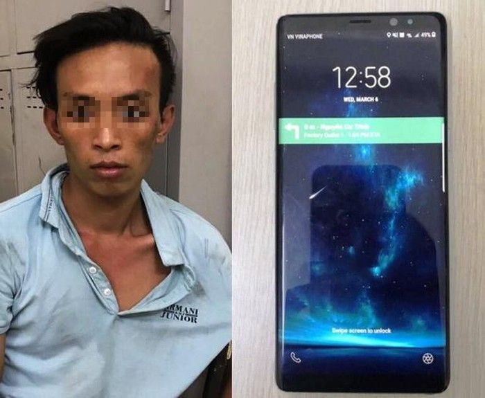被抓獲的劫匪鄧明順與物證。(圖源:公安機關提供)