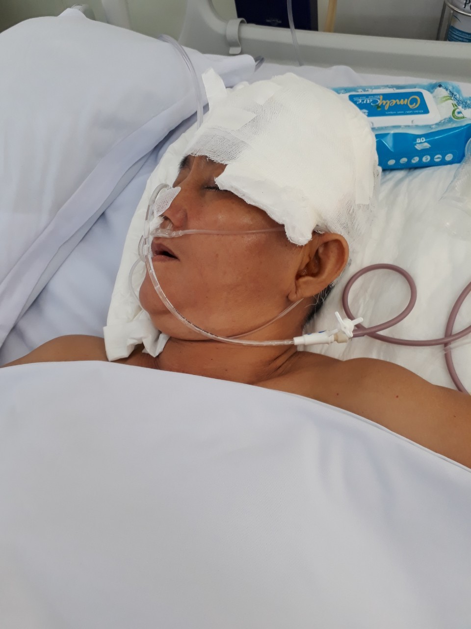 鍾阿妹至今仍不省人事。