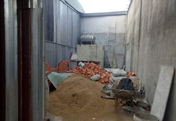 被拆卸的住房。（圖源：前鋒）