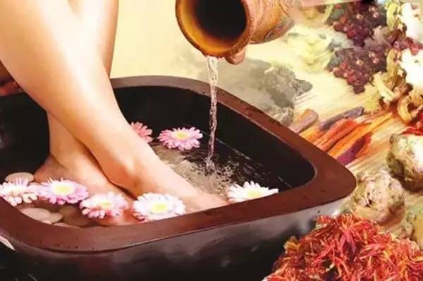 ４種泡腳比吃藥管用。（示意圖源：互聯網）