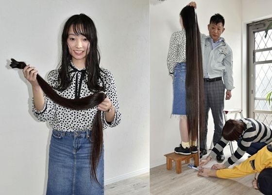 川原華唯都在2018年以155.5厘米長的頭髮，獲《健力士世界紀錄大全》認可為當時世界上頭髮最長的青少年。（圖源：互聯網）