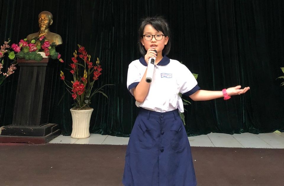 比賽中的許童童。