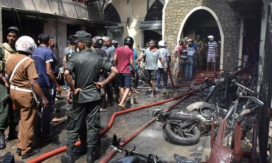 爆炸現場一片狼藉。（圖源：EPA）