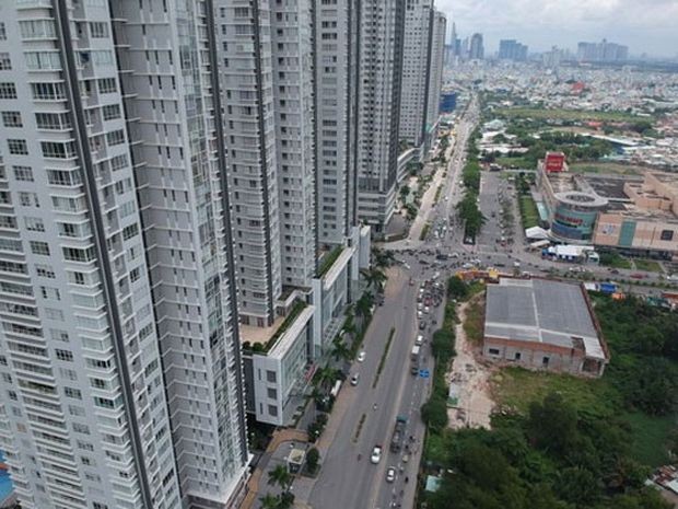 高層公寓多　基礎設施超負荷 ảnh 1