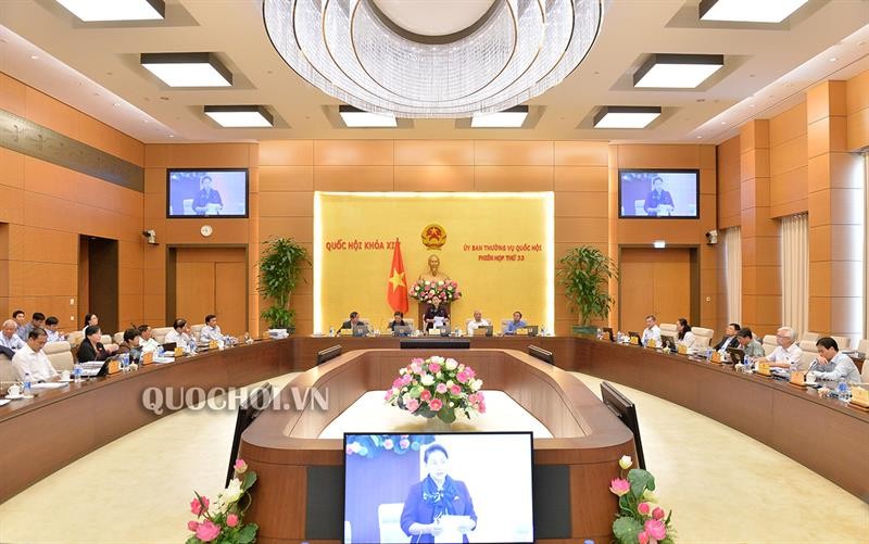 國會常務委員會將於本月8至10日在首都河內國會大廈召開第三十四次會議。圖為國會常務委員會第三十三次會議現場。（圖源：Quochoi.vn）