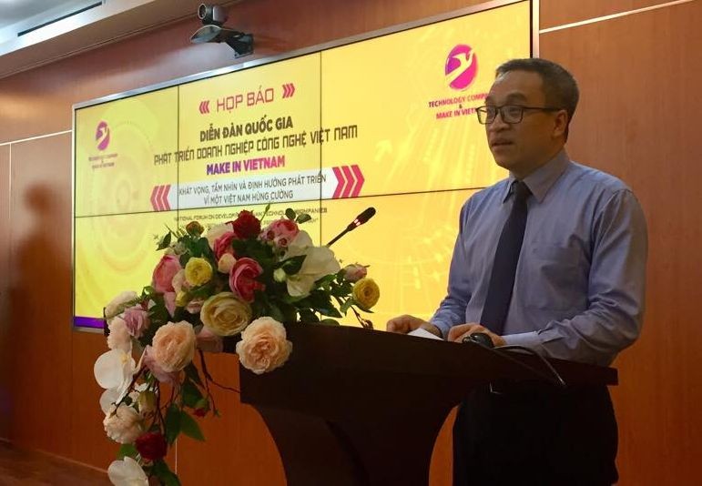 新聞與傳播部副部長潘心在新聞發佈會上發言。（圖源：何雲）