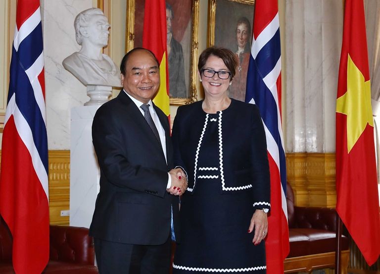 政府總理阮春福會見挪威議長托恩‧特倫。(圖源:VGP)