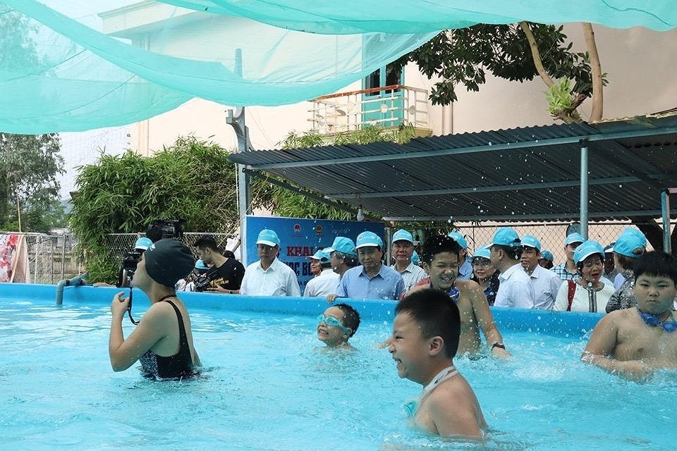 教會兒童游泳技能防溺水 ảnh 1