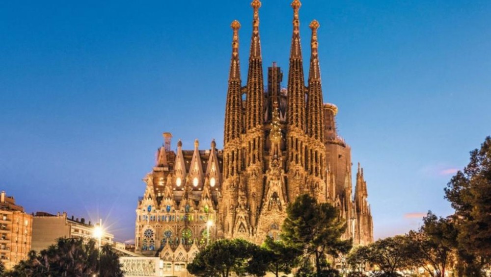 建築大師高迪傑作聖家堂(Sagrada Família) 137年後拿到建造執照。(圖源:互聯網)