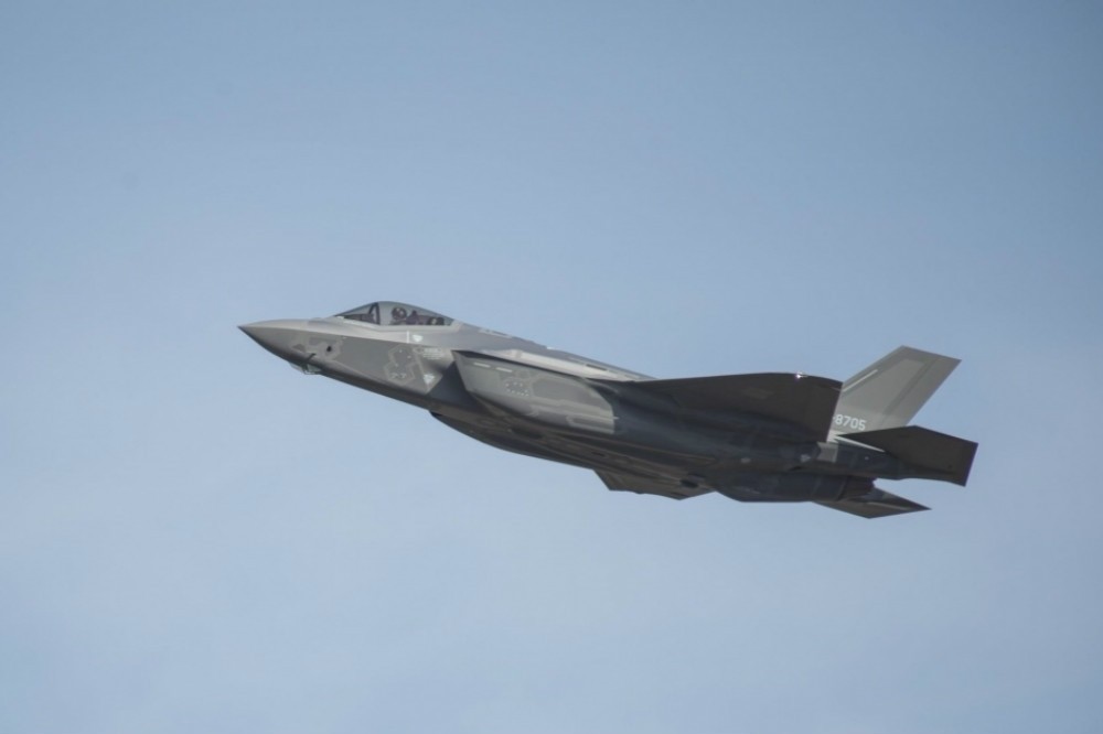 首架於日本製造的空自F-35A戰機,疑似是本次墜機的該架戰機。(圖源:DVIDS)