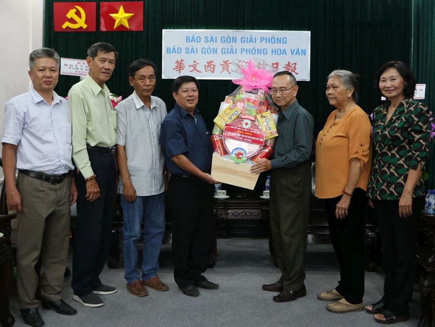 各單位祝賀本報 ảnh 2