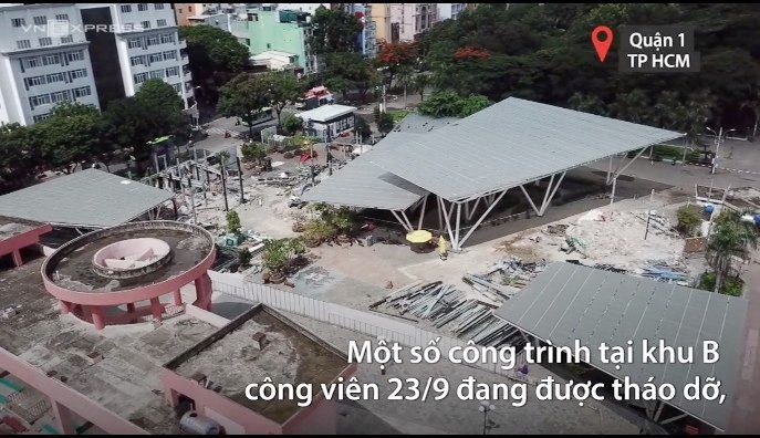 昨(28)日上午，施工單位告知，對公園內各商業建築工程拆除工作已進行了3天。