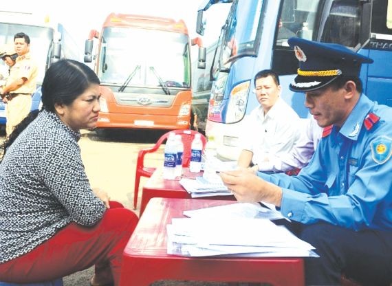 職能力量檢查運輸單位。（圖源：互聯網）