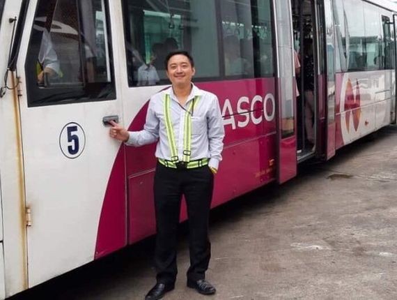 拾金不昧的司機阮文瓊。（圖源：NASCO）