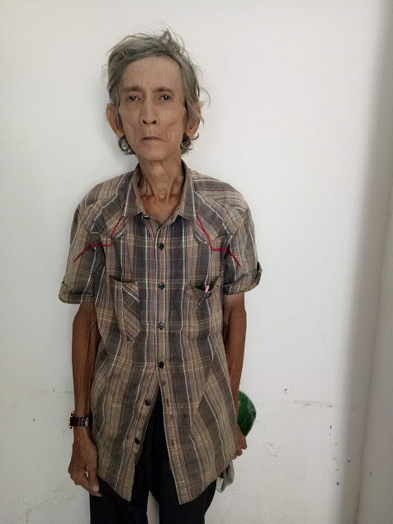 邱志成期盼有錢去治病。