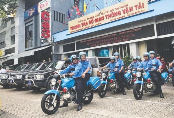 市交通運輸廳監察署出發開展交通安全宣傳活動。（圖源：互聯網）