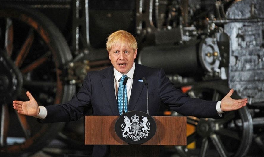 約翰遜在曼徹斯特發表演說。