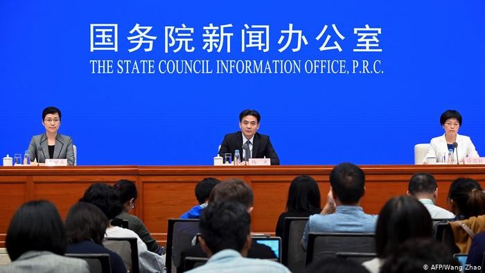 當地時間29日，中國港澳的最高執政單位香港和澳門事務辦公室罕見地在北京召開記者會。（圖源：AFP）